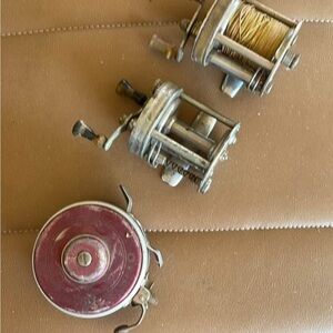 Vintage Fishing Reels Set